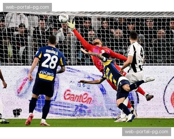 即时:弗拉霍维奇头球破门,打入个人本赛季第20粒联赛进球 即时:弗拉霍维奇头球破门,打入个人本赛季第20粒联赛进球